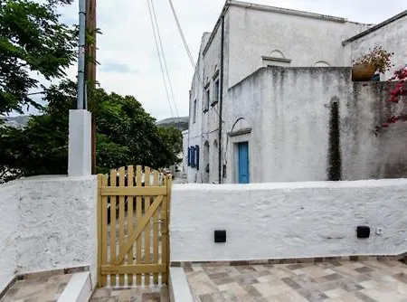 Himarros House 公寓
