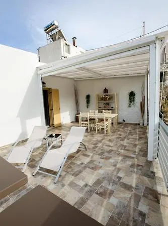 Himarros House 公寓 *